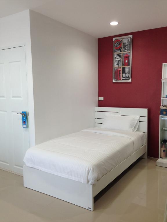 Living By Grace Apartment Si Sunthon Bagian luar foto